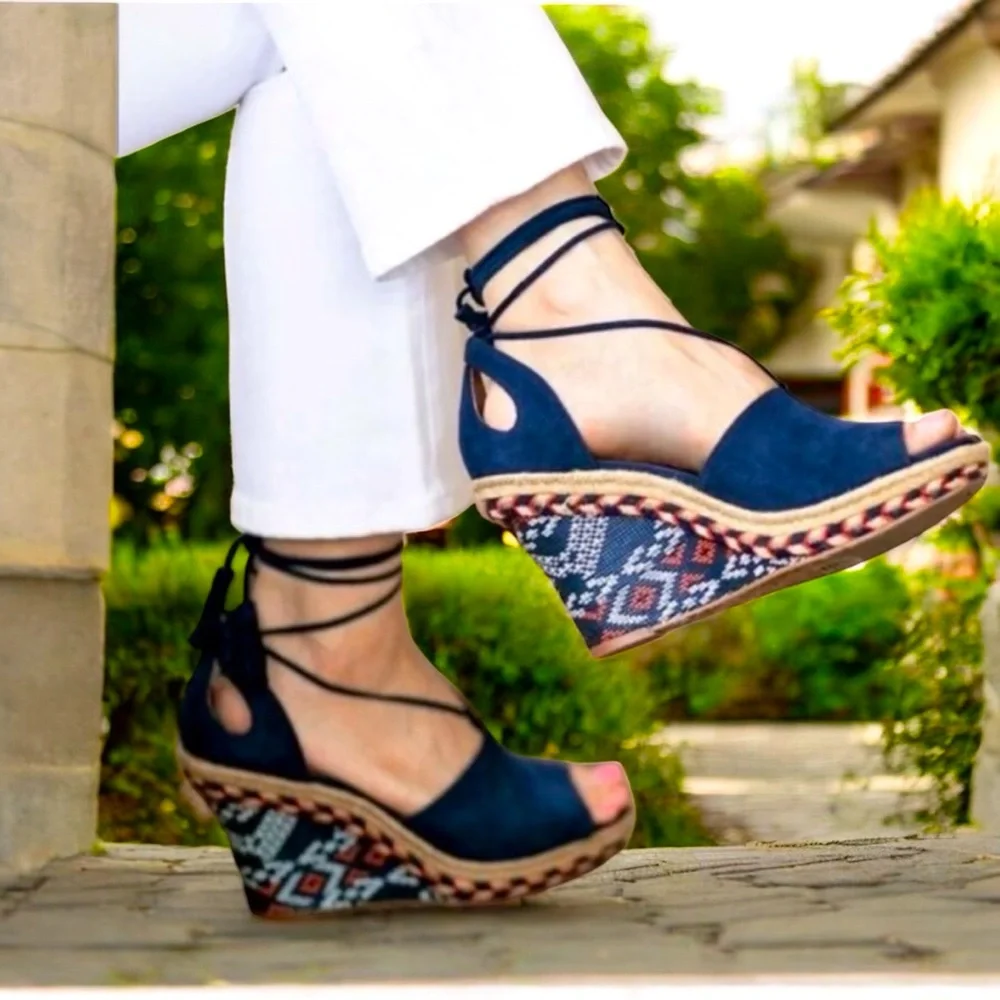 Cabi Sandals